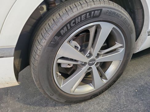 Certified 2023 Genesis GV80 3.5T Advanced + image 5