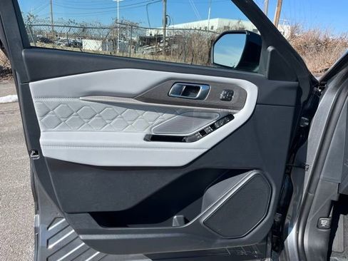 New 2026 Ford Explorer Platinum w/ LUX Leather Package image 11