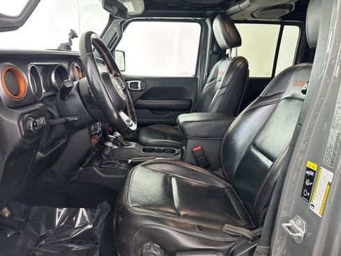 Used 2020 Jeep Gladiator Mojave w/ Trailer Tow Package image 31
