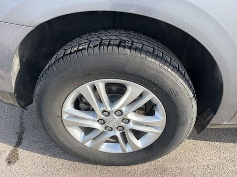 Used 2021 Buick Enclave Essence AWD/4WD image 18