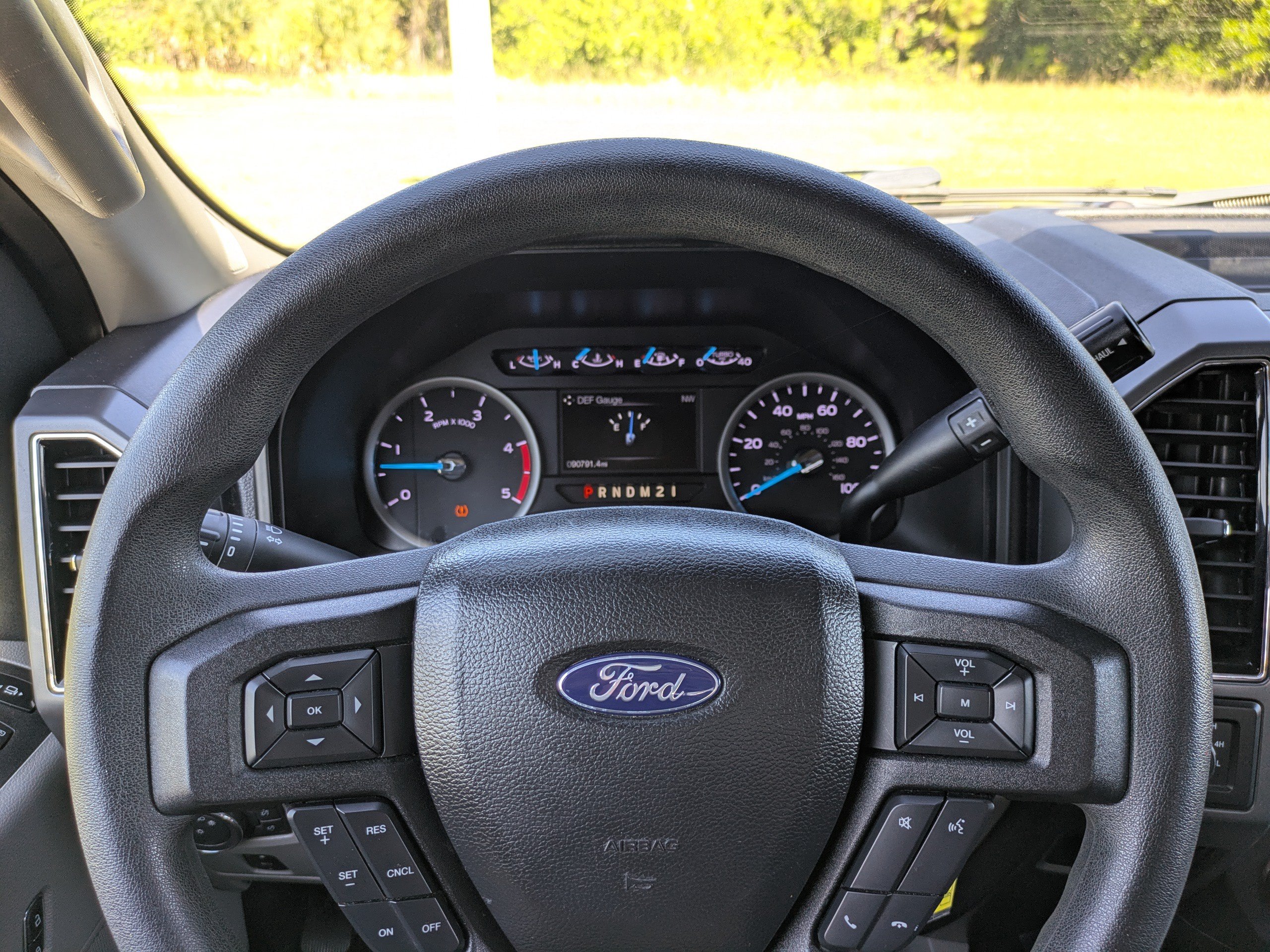 Used 2019 Ford F250 XLT w/ XLT Premium Package AWD/4WD image 24
