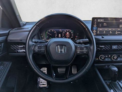 Used 2023 Honda Accord Sport image 13