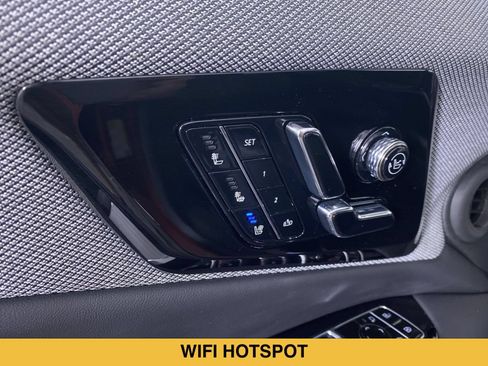 Certified 2025 Cadillac Optiq Luxury 2 AWD/4WD image 8