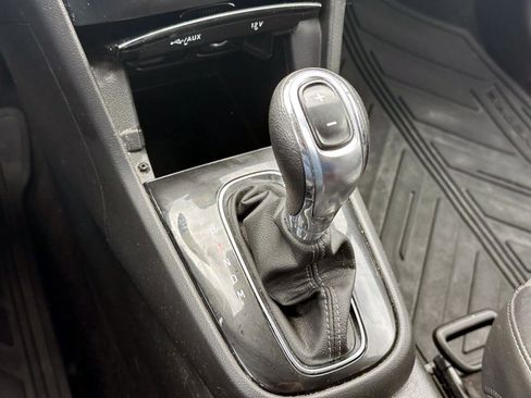 Certified 2022 Buick Encore Preferred image 25