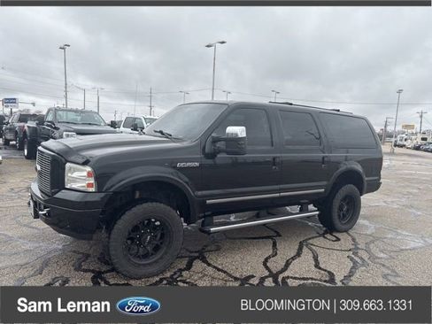 Used 2005 Ford Excursion Limited image 1