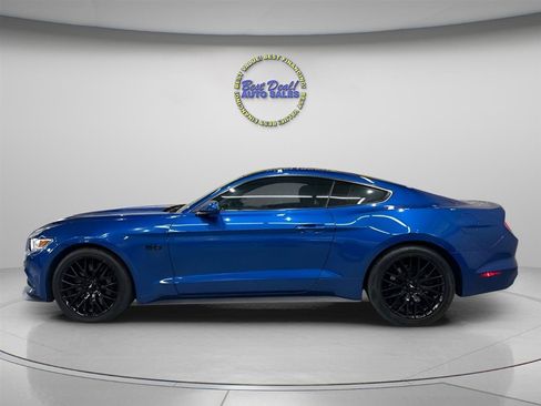 Used 2017 Ford Mustang GT w/ GT Performance Package RWD image 2