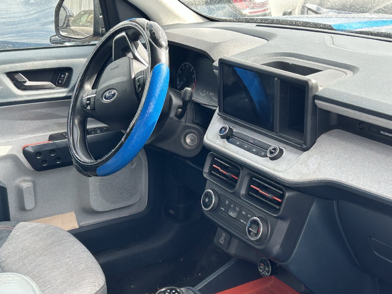 Used 2022 Ford Maverick XLT FWD image 9