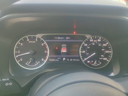 Used 2024 Nissan Rogue SV image 22