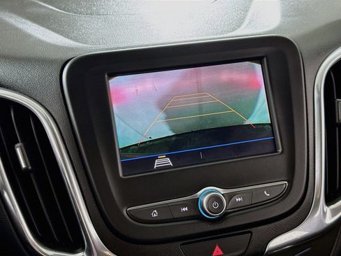Used 2020 Chevrolet Equinox LT AWD/4WD image 3