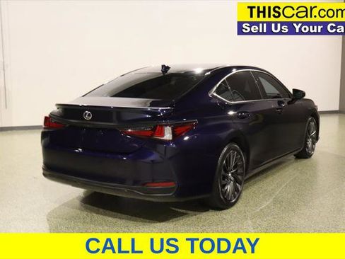Used 2022 Lexus ES 300h Ultra Luxury w/ Accessory Package 2 FWD image 8