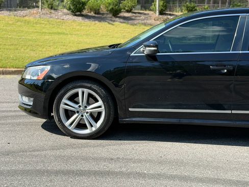 Used 2014 Volkswagen Passat TDI SEL Premium image 8
