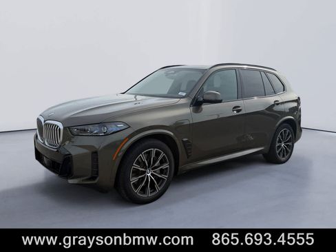 Used 2026 BMW X5 xDrive50e w/ M Sport Package AWD/4WD image 7