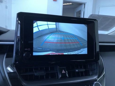 Certified 2025 Toyota Corolla LE image 26