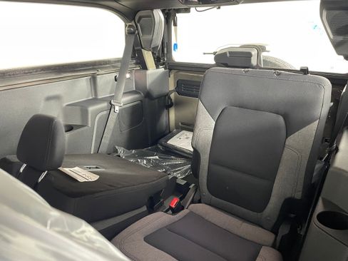 New 2025 Ford Bronco 2-Door image 4