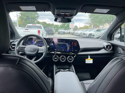 New 2026 Chevrolet Blazer EV LT image 21