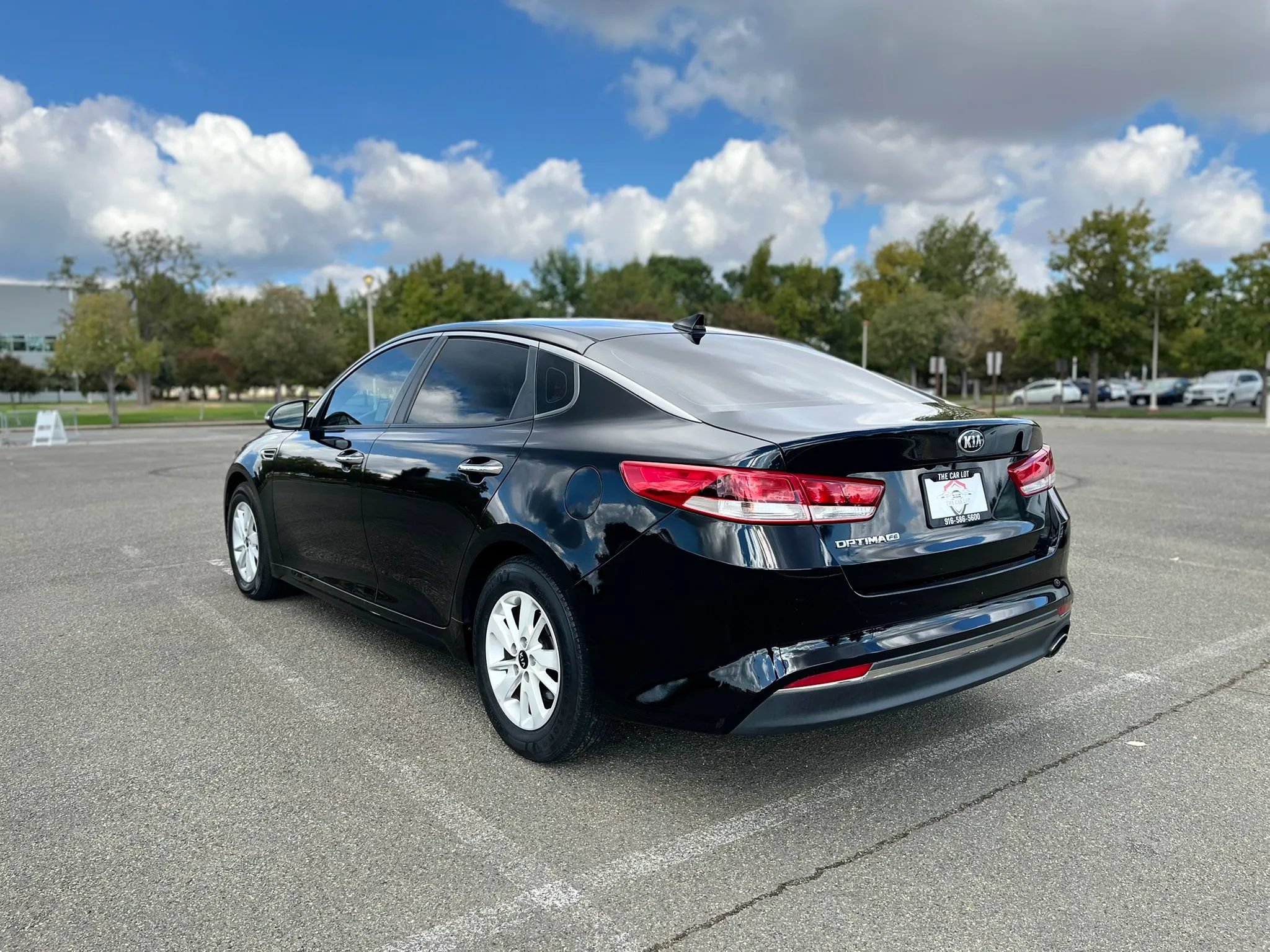 Used 2016 Kia Optima LX FWD image 7