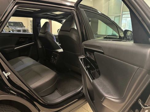 Certified 2025 Toyota bZ4X AWD image 25