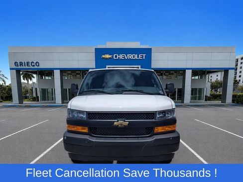 Used 2025 Chevrolet Express 2500 w/ Driver Convenience Package RWD image 3