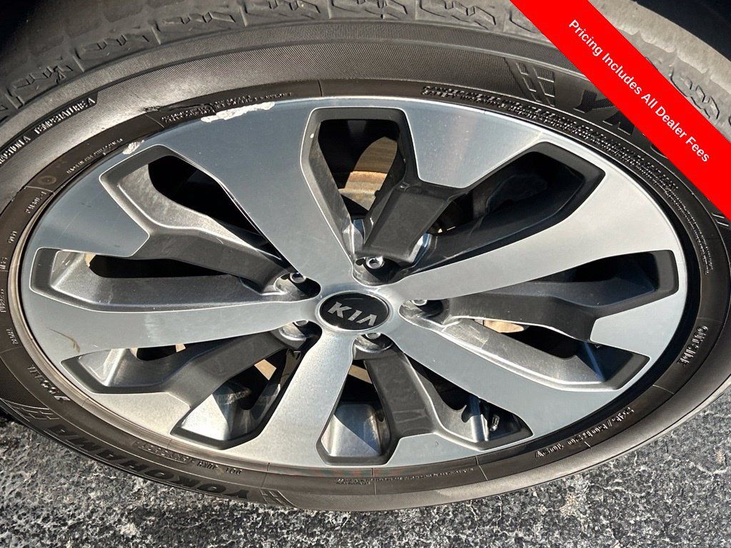 Used 2021 Kia Telluride S AWD/4WD image 2