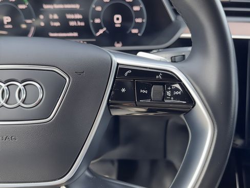 Certified 2022 Audi e-tron Premium w/ Convenience Plus Package image 22