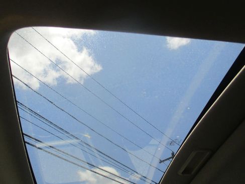 Used 2010 Ford Fusion SE FWD image 8