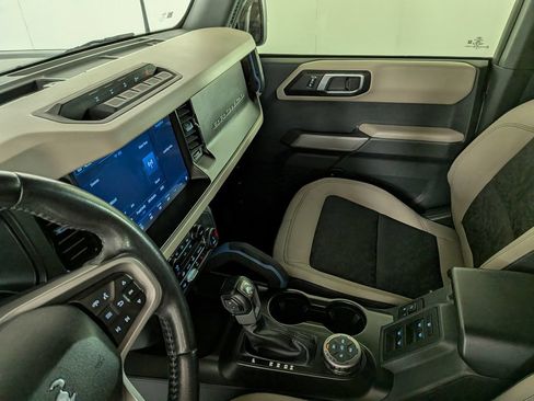 Used 2022 Ford Bronco Wildtrak AWD/4WD image 30