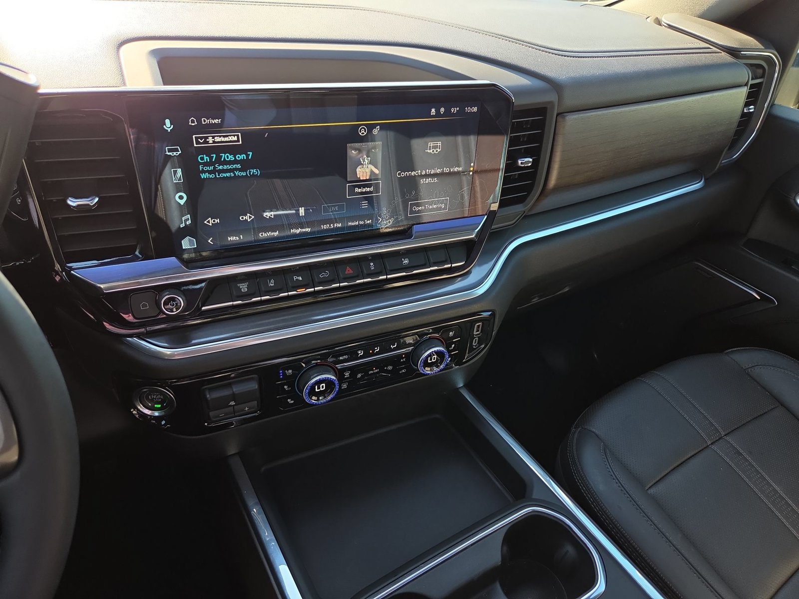 Used 2025 Chevrolet Silverado 3500 High Country w/ High Country Premium Package AWD/4WD image 13