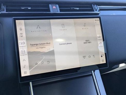 New 2026 Land Rover Range Rover Velar Dynamic SE image 12