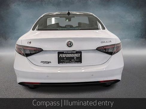 Used 2024 Alfa Romeo Giulia Ti image 9
