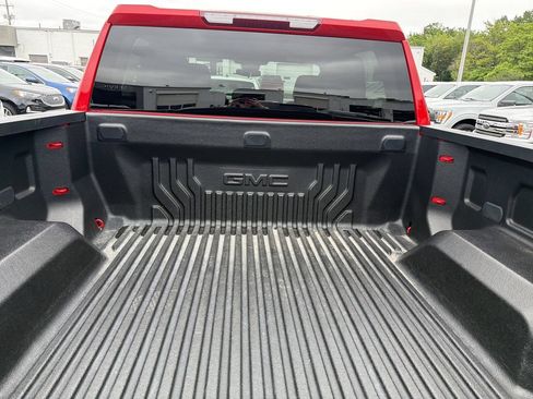 Used 2024 GMC Sierra 1500 Elevation AWD/4WD image 29