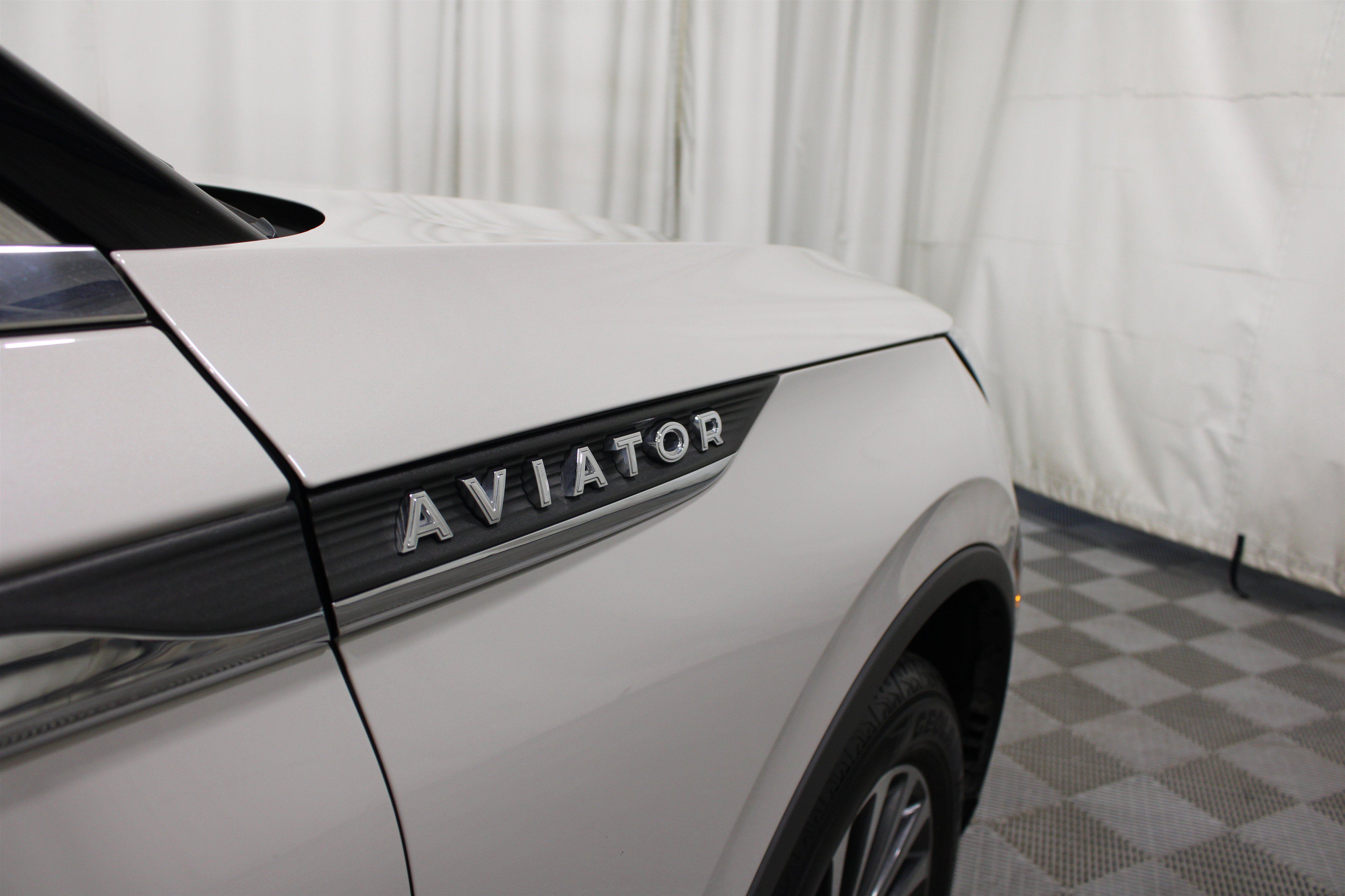Used 2022 Lincoln Aviator Reserve w/ Elements Package Plus AWD/4WD image 29