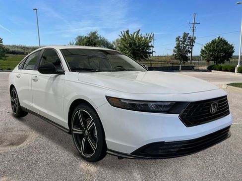 New 2025 Honda Accord Sport image 9