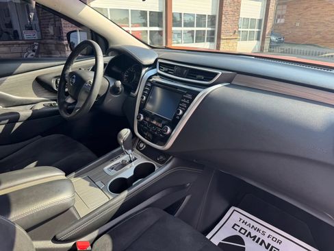 Used 2017 Nissan Murano SV AWD/4WD image 40