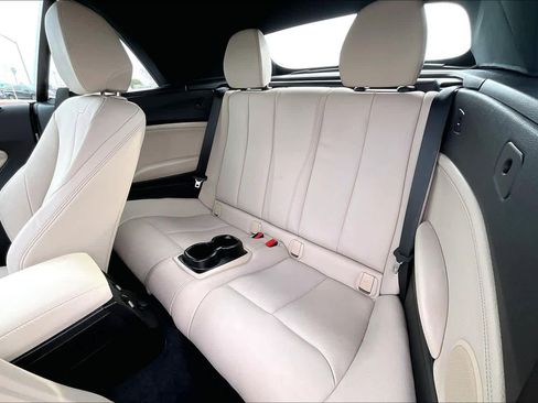 Used 2018 BMW 230i Convertible image 20