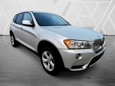 Used 2012 BMW X3 xDrive28i image 3