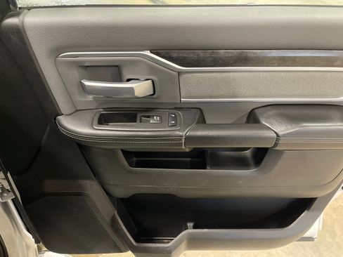 Used 2021 RAM 2500 Big Horn image 18