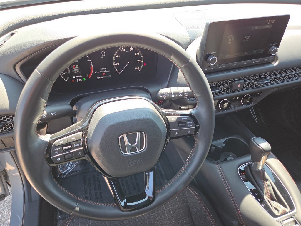 Used 2025 Honda HR-V Sport image 33