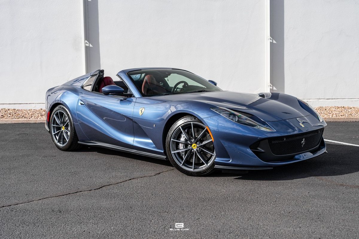 Used 2021 Ferrari 812 GTS RWD image 1