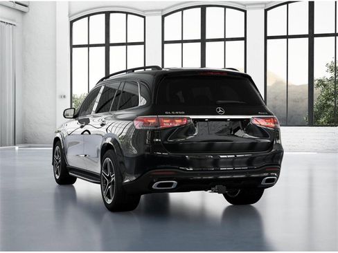 New 2026 Mercedes-Benz GLS 450 4MATIC image 27