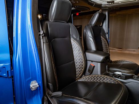 Used 2022 Jeep Gladiator Overland image 26