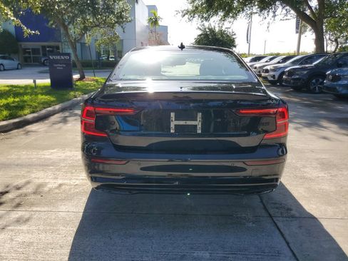 Used 2023 Volvo S60 B5 Plus FWD image 5