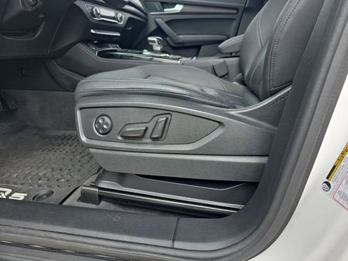 Used 2022 Audi Q5 Premium w/ Premium Plus Package AWD/4WD image 31
