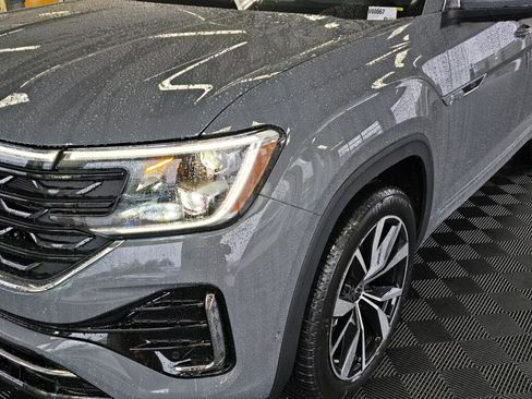 New 2026 Volkswagen Atlas SEL Premium R-Line image 10