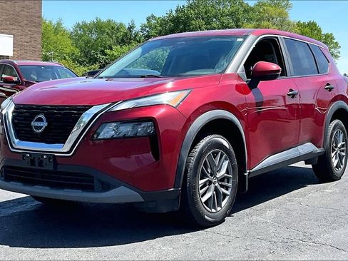 Used 2023 Nissan Rogue S AWD/4WD image 35