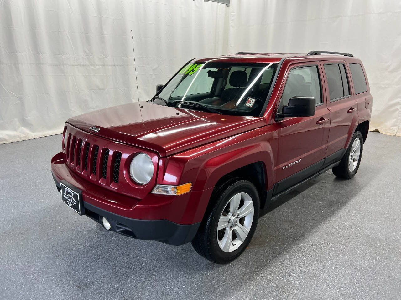 Used 2012 Jeep Patriot Latitude AWD/4WD image 1