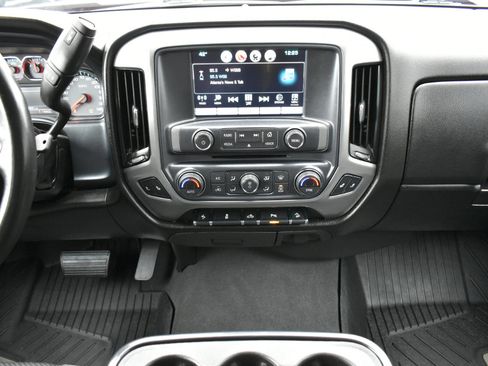 Used 2018 Chevrolet Silverado 1500 LT w/ All Star Edition image 19