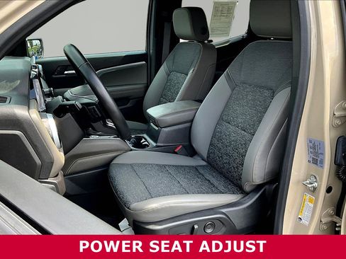 Used 2024 Chevrolet Colorado ZR2 w/ Technology Package image 22