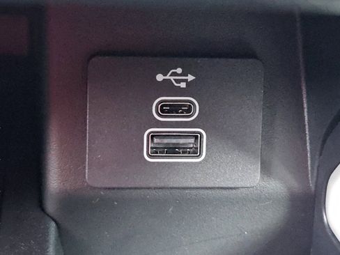 New 2025 Ford Ranger Lariat w/ FX4 Off-Road Package image 15