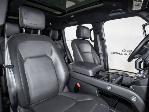 Used 2024 Land Rover Defender 130 X-Dynamic SE AWD/4WD image 20
