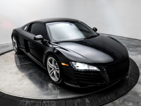 Used 2008 Audi R8 V8 image 21